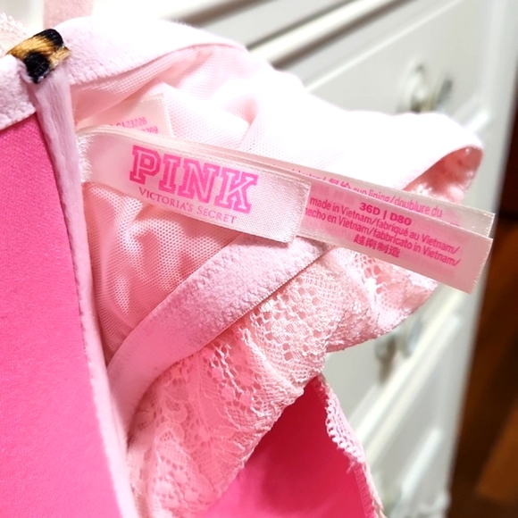 VS. PINK BRA - Picture 5 of 9